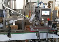 Automatyczna maszyna do zamykania śrub ze stali nierdzewnej Kwadratowa maszyna do zamykania butelek piwa o pojemności 500 mlml