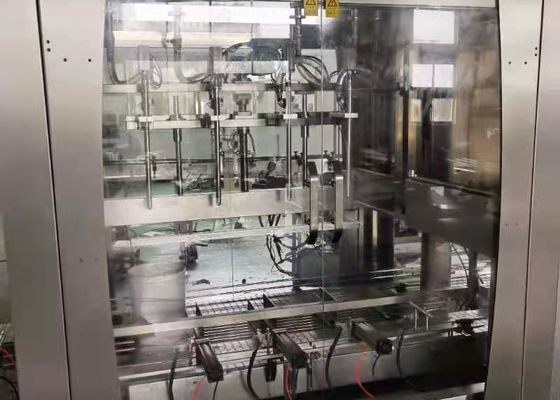 4 głowice napełniania 160 mm Maszyna do napełniania olejem spożywczym 20L Volumetric Filler z tłokami